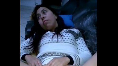 Prepar&aacute;ndose para recibir rica mamada y cojida la esposa de mi amigo