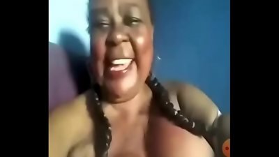 F&aacute;tima mulata coroa b&ecirc;bada na live do badoo mostra os peit&otilde;es ( UBERL&Acirc;NDIA  -  MINAS GERAIS ) )