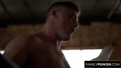 A tiny Secret Beetwen father and Step Daughter: Lola Fae, Lance Hart - FamilyPunish.com