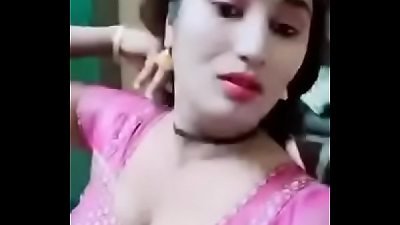 Swathi naidu romantic seducing while saree changing