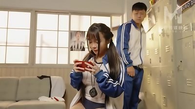 ModelMedia Asia - gang sex with the chick team manager