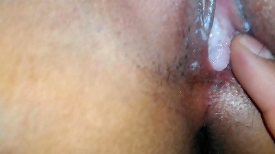 I persuade a girl to give me her chastity for some money. (Real)