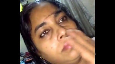 Selena aunty having fucky-fucky with driver when her husband is out of town