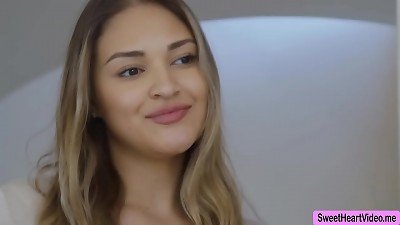 barely legal y.o blond tongues her yam-sized bootie roomy