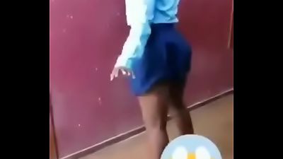 African schoolgirls clipping its party after party
